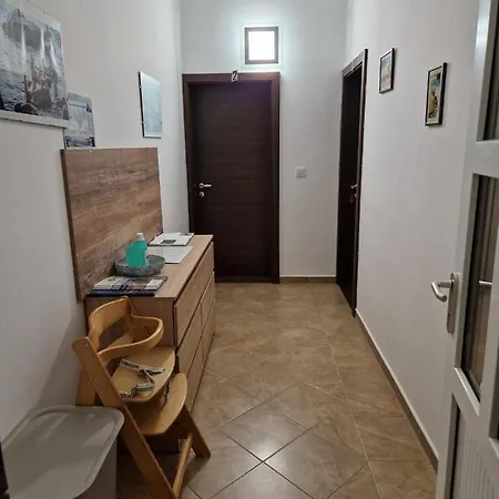 Lidija Rab Apartman 3 *