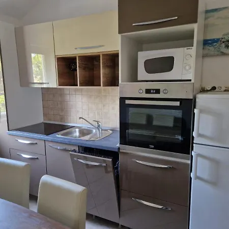 Lidija Rab Apartman 3 아파트 라브
